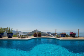 Stylish Villa with lovely sea and mountain views, Torre Del Mar